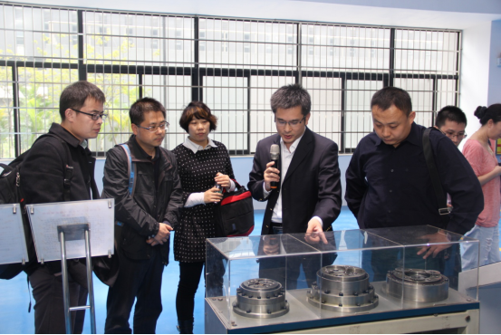 ×ðÁú¿Ê±ÈËÉú¾ÍÊDz«¡¤(ÖйúÇø)¹Ù·½ÍøÕ¾